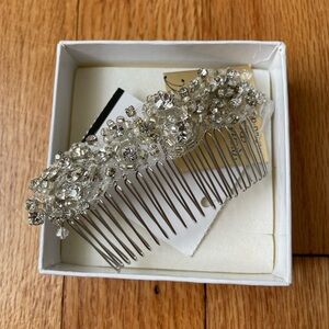 Elegant Silver Hair Comb with Crystal Accents